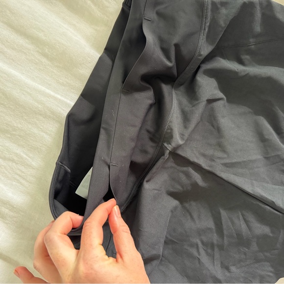 arcteryx Women's Black Athletic Shorts - Picture 4 of 4